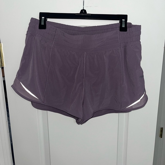 LULULEMON Athletic Shorts - Picture 1 of 2